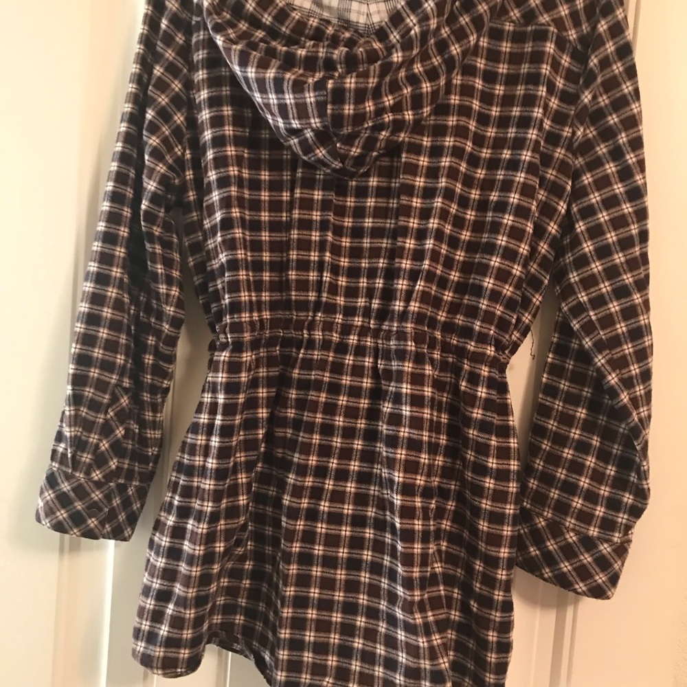 Checkered Drawstring Lightweight Top - image 2